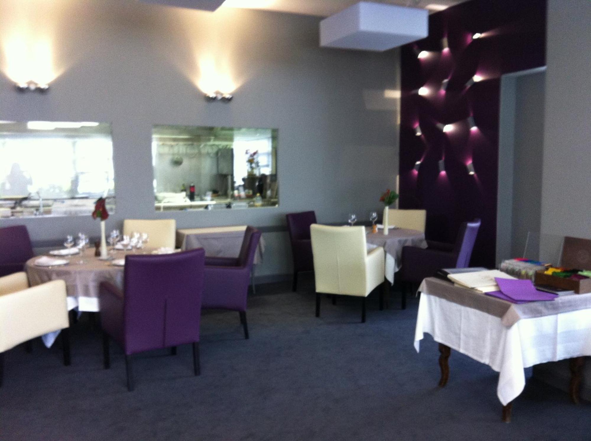 Logis - Hotel Du Nord Et Restaurant La Table D'Elisa กงเปียญ ภายนอก รูปภาพ