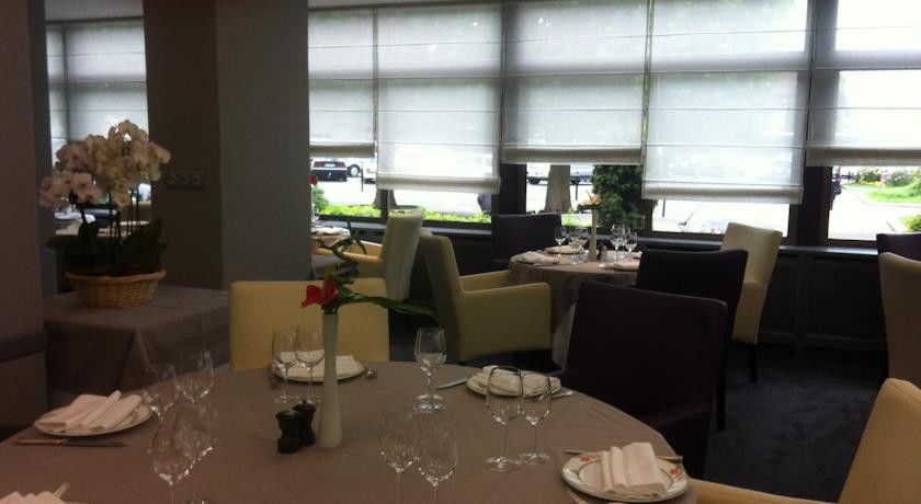 Logis - Hotel Du Nord Et Restaurant La Table D'Elisa กงเปียญ ภายนอก รูปภาพ